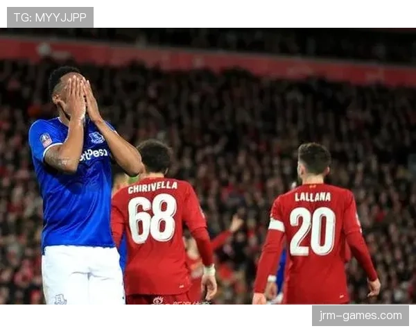 南安普顿与利物浦上演关键对决，状态回升备受瞩目