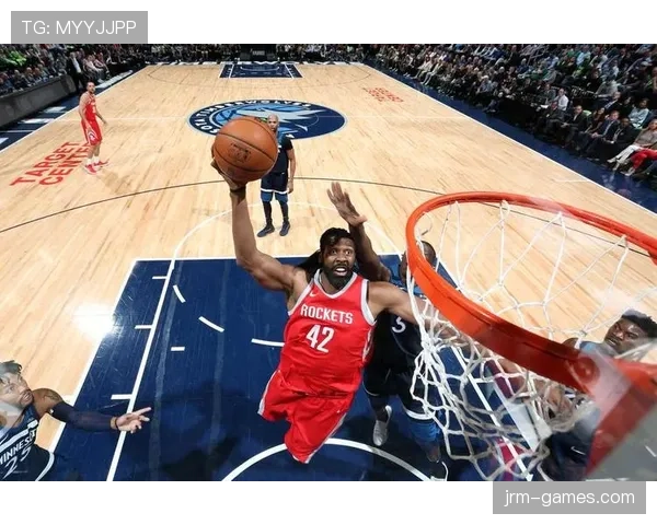 内内低位策应效率提升，改变球队进攻结构